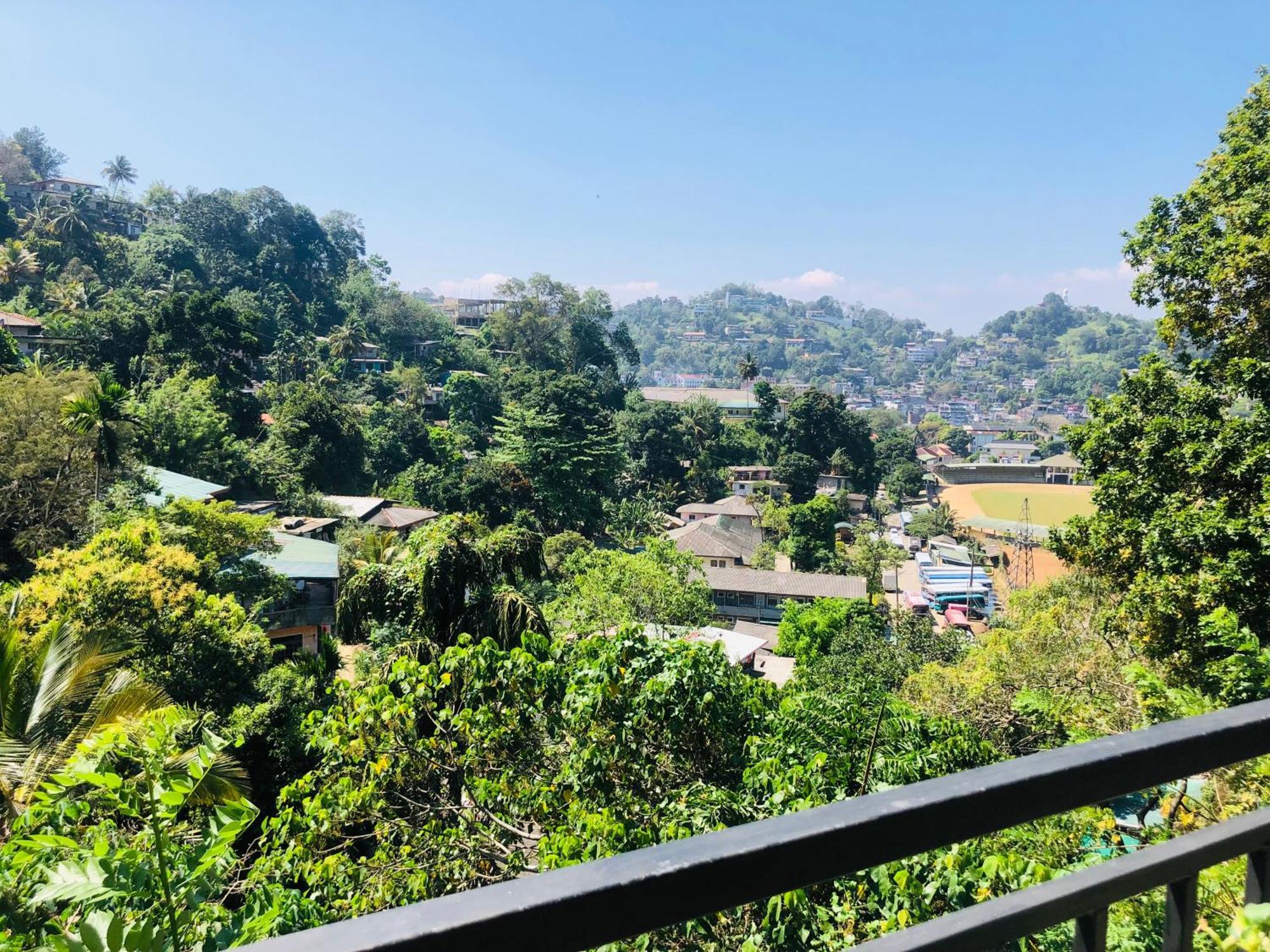 Kandy Dilruk Homestay Exterior foto