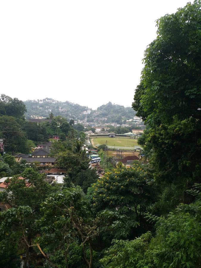 Kandy Dilruk Homestay Exterior foto